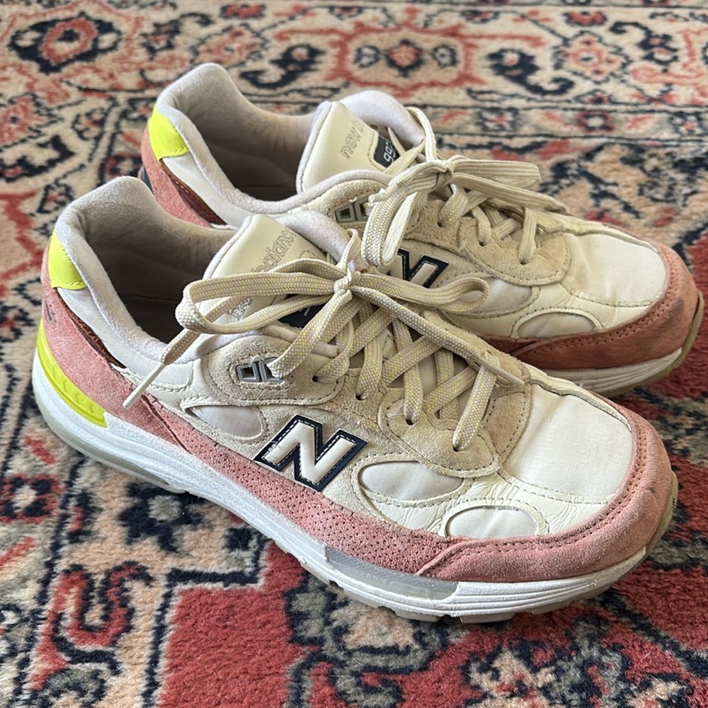 New Balance 992 Made in USA “Off white red”